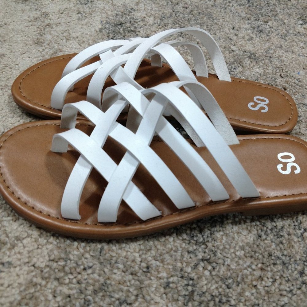 So pineberry Sandals
